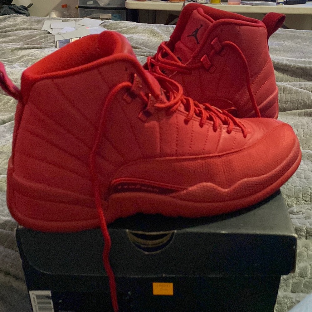 Jordan 12 Retro Gum Red